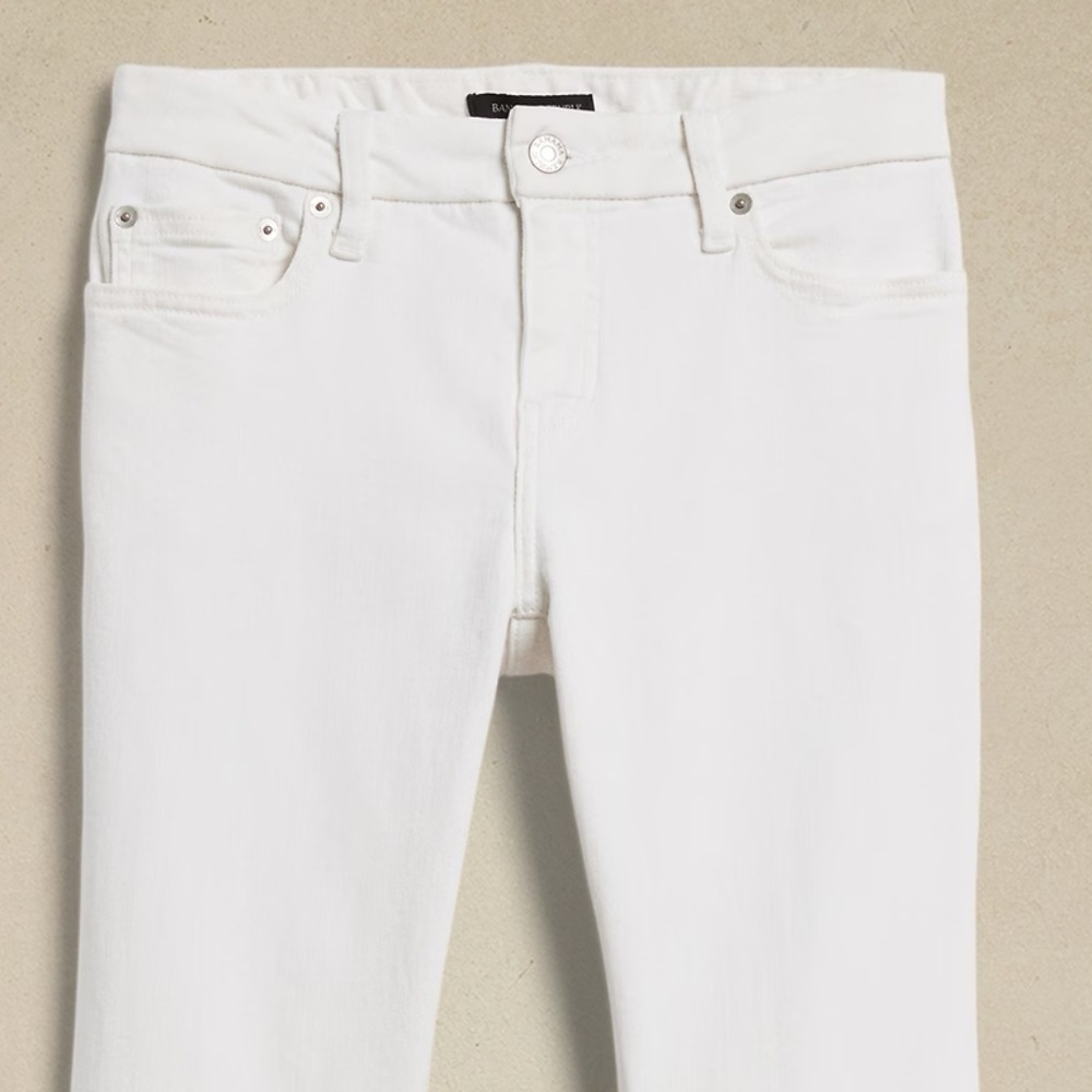 Banana Republic LOW-RISE BOOTCUT JEAN White - Picture 4 of 7